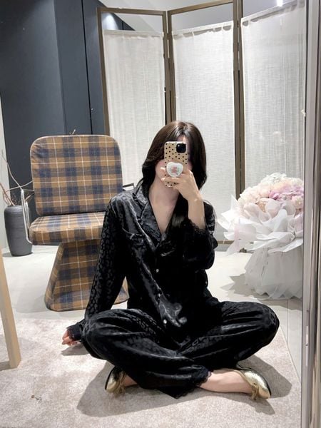  PYJAMA DÀI PHỐI VIỀN REN TÚI ĐÍNH ĐÁ HELLO KITTY PM6840 