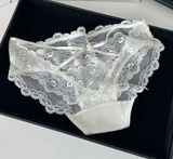  Quần ren lưới Q8878 