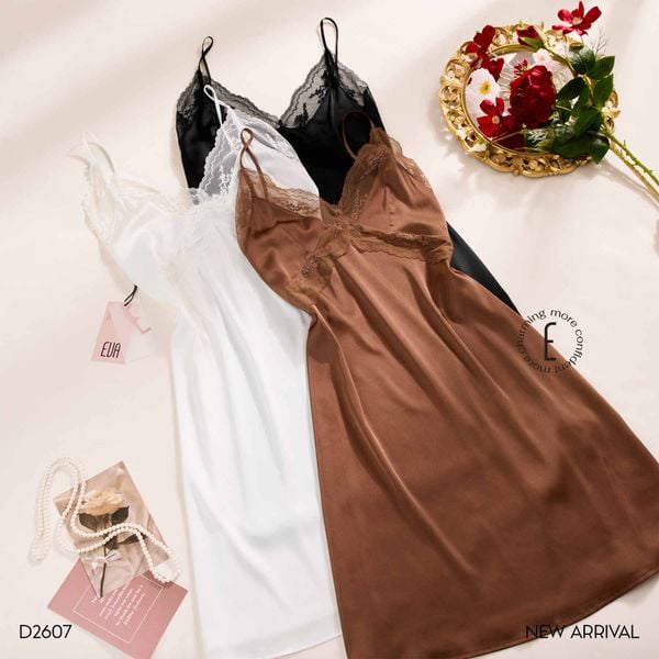  Váy lụạ viền ren D95 - 2607 