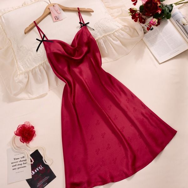  Váy lụạ nơ đen D2852 