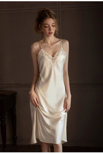  Váy lụa dài D2562 