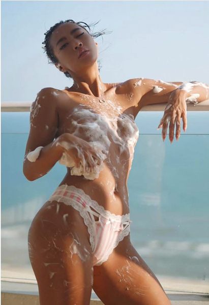  Quần lót thong viền ren chữ X Q8940 