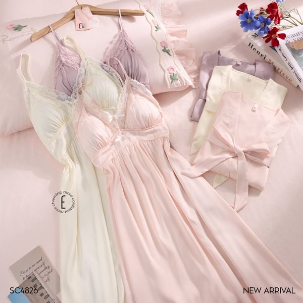  Majestic SC4826 - Bộ choàng lụa phối ren đệm ngực mỏng 