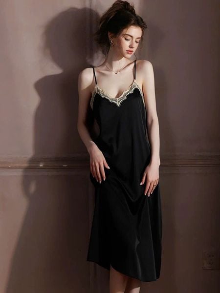  Laceberry D6425 - Váy lụa dài phối ren đệm ngực mỏng 