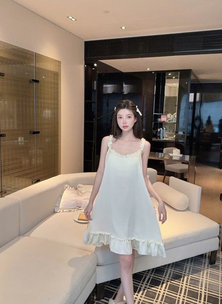  VÁY NGỦ LỤA XOÈ MẶC NHÀ D8343 