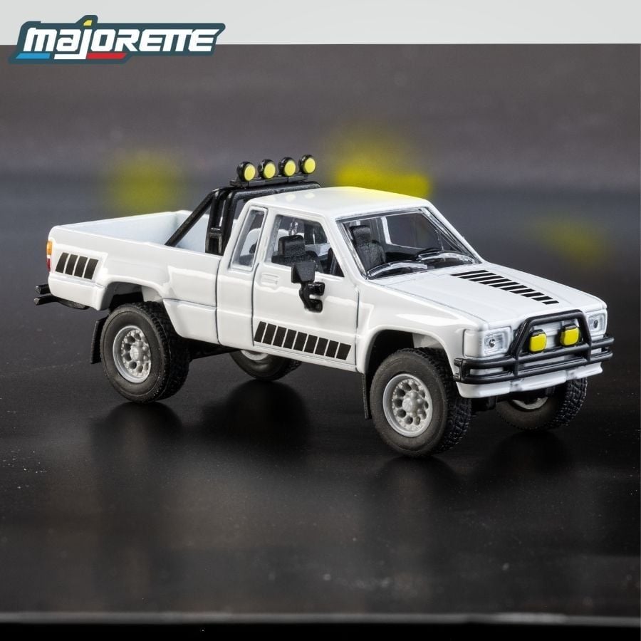 8505001000 Đồ Chơi Xe Mô Hình MAJORETTE Collection Series 