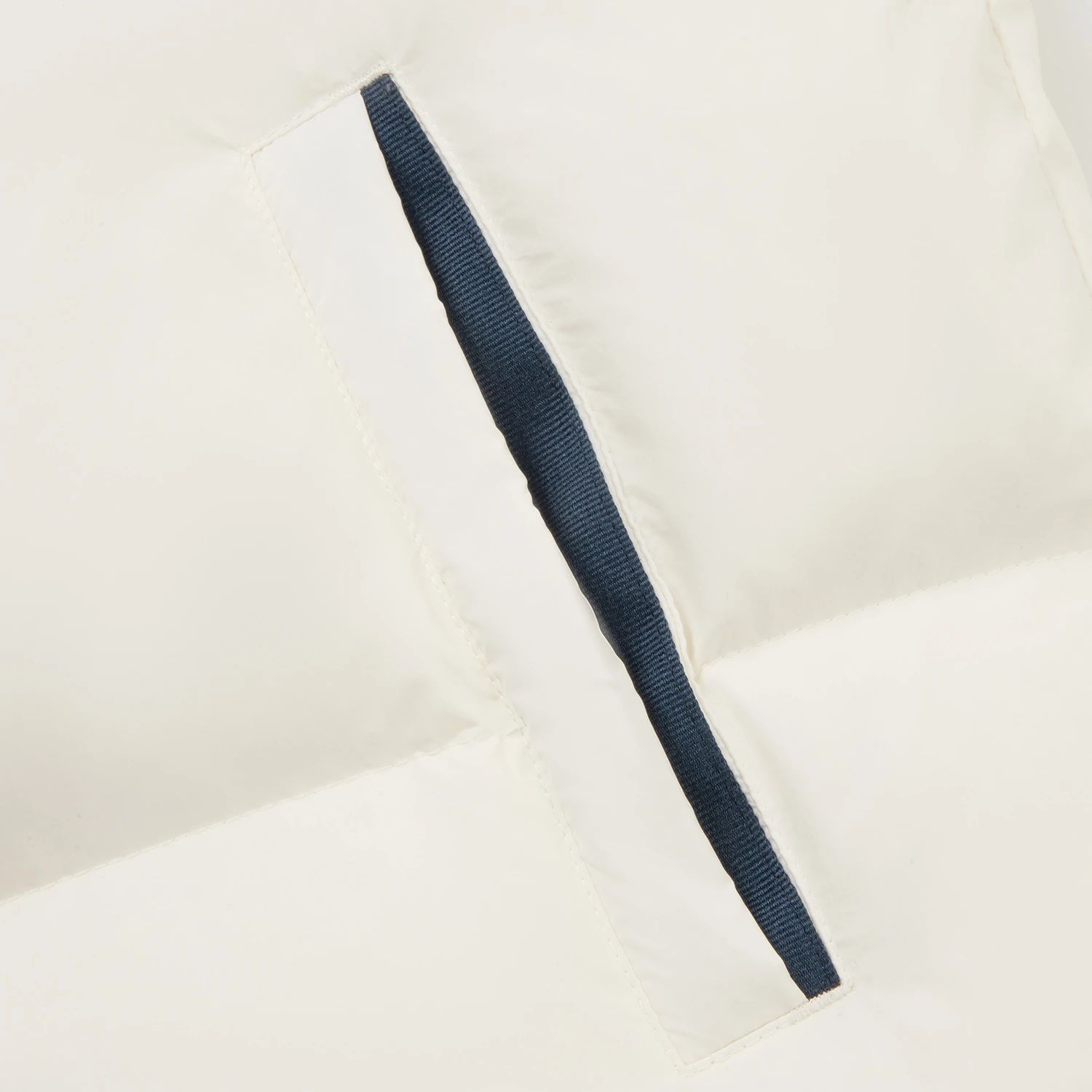 Áo lông vũ Nữ AYMV236-1V