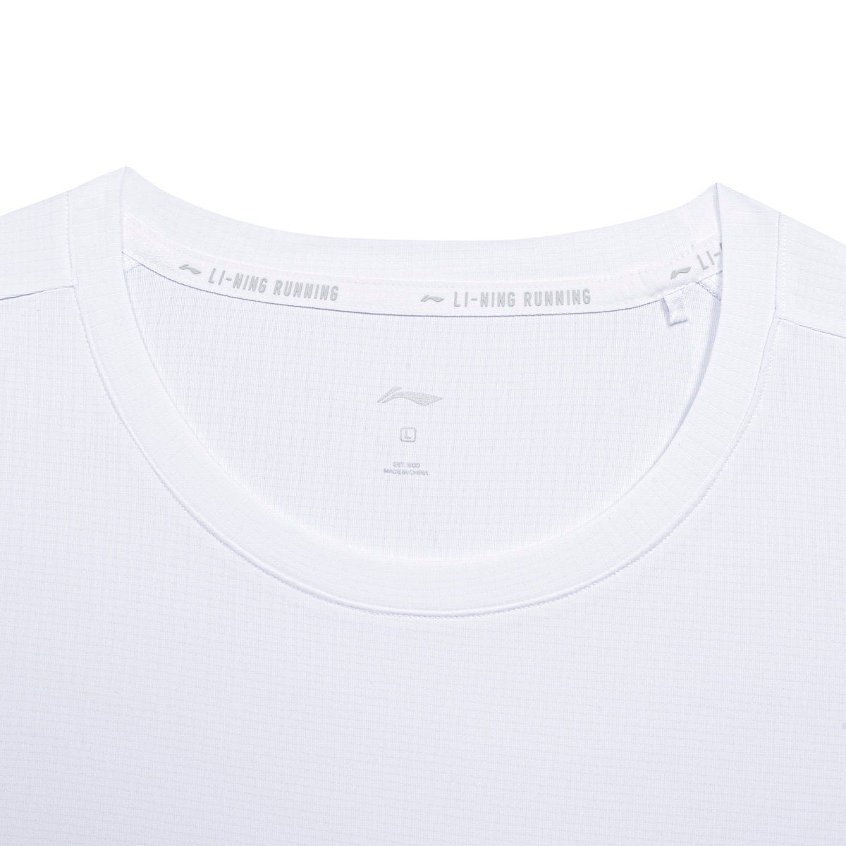 Áo T-shirt Nam ATSV721-2V