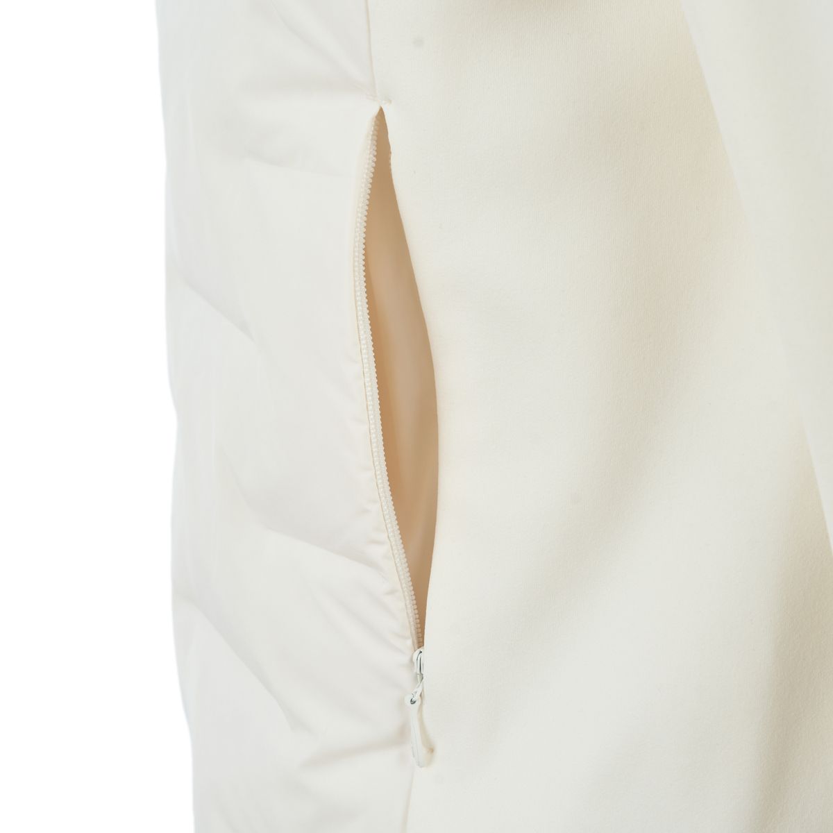 Áo lông vũ Nữ AYMV202-1V