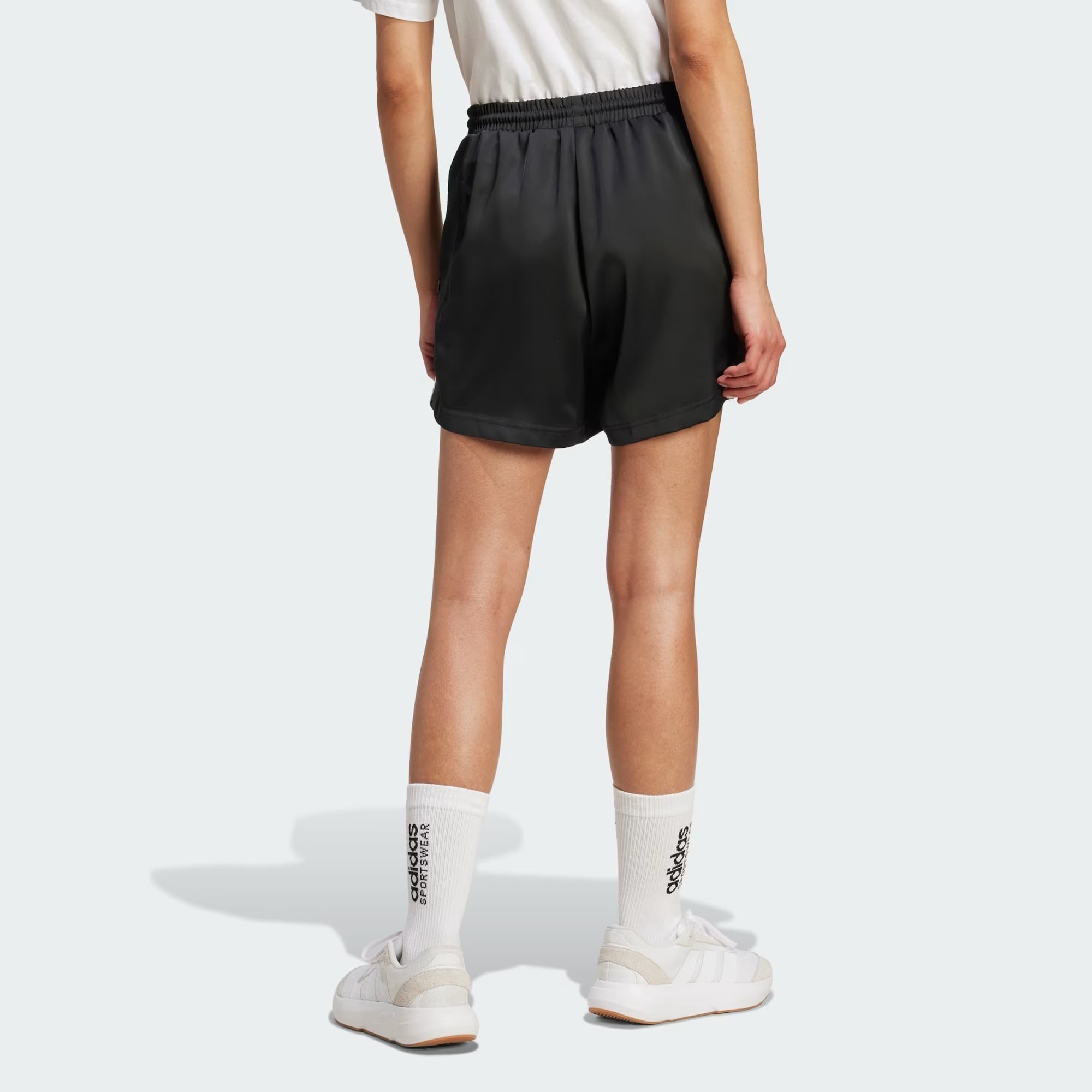  Quần short chun cotton adidas Nữ JL7001 