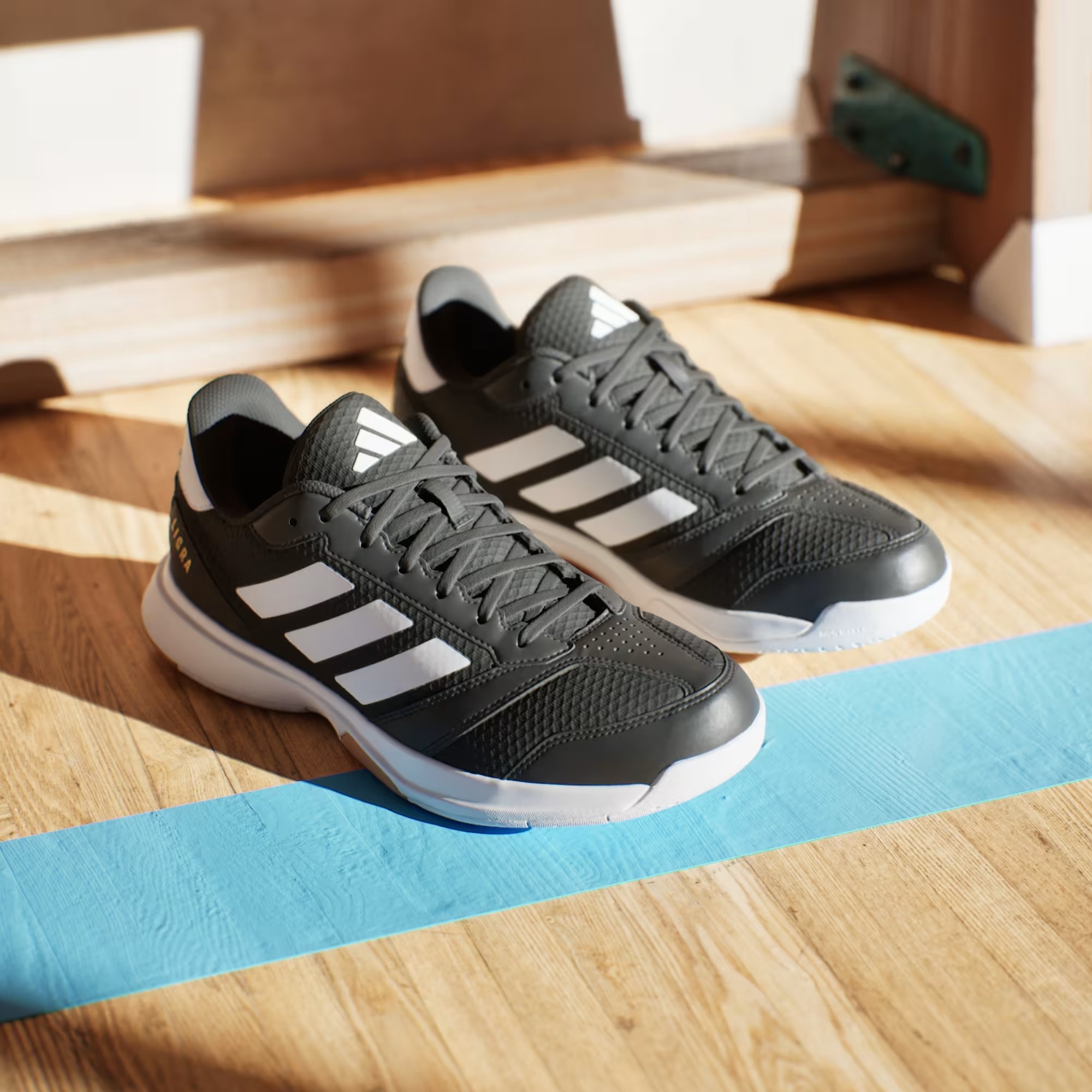 Giày thể thao trong nhà/pickleball adidas Ligra 8 M Nam - IH0526