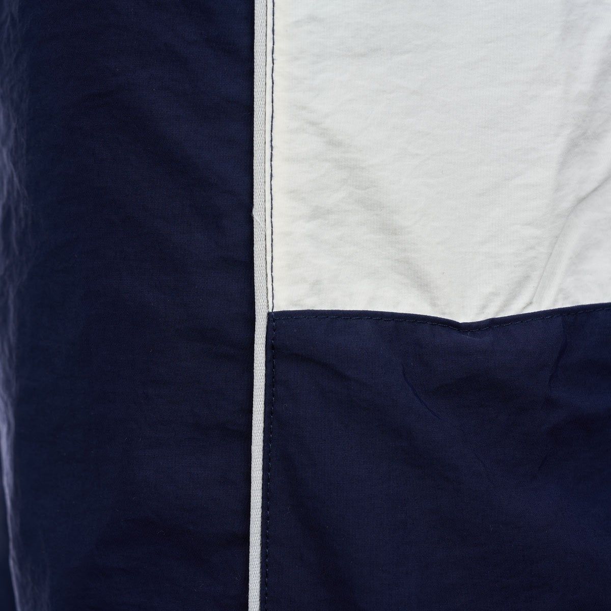 Quần gió bo gấu Li-Ning Nam AYKV105-2V