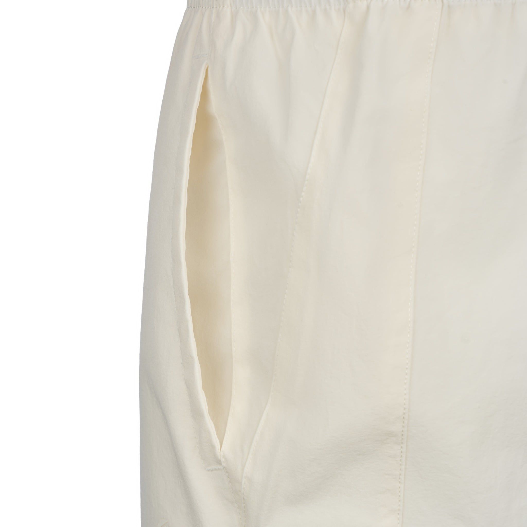 Quần gió bo gấu Nam AYKV161-4V