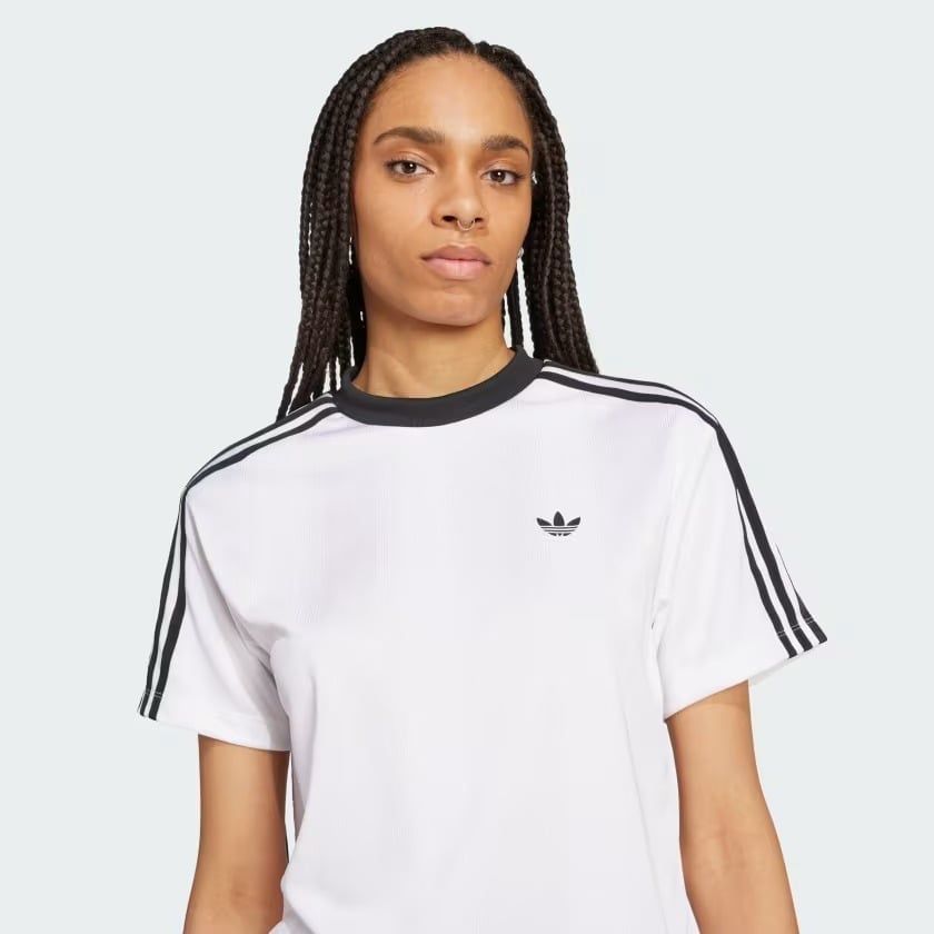 Áo T-shirt adidas Adicolor Football Nữ - JV9647
