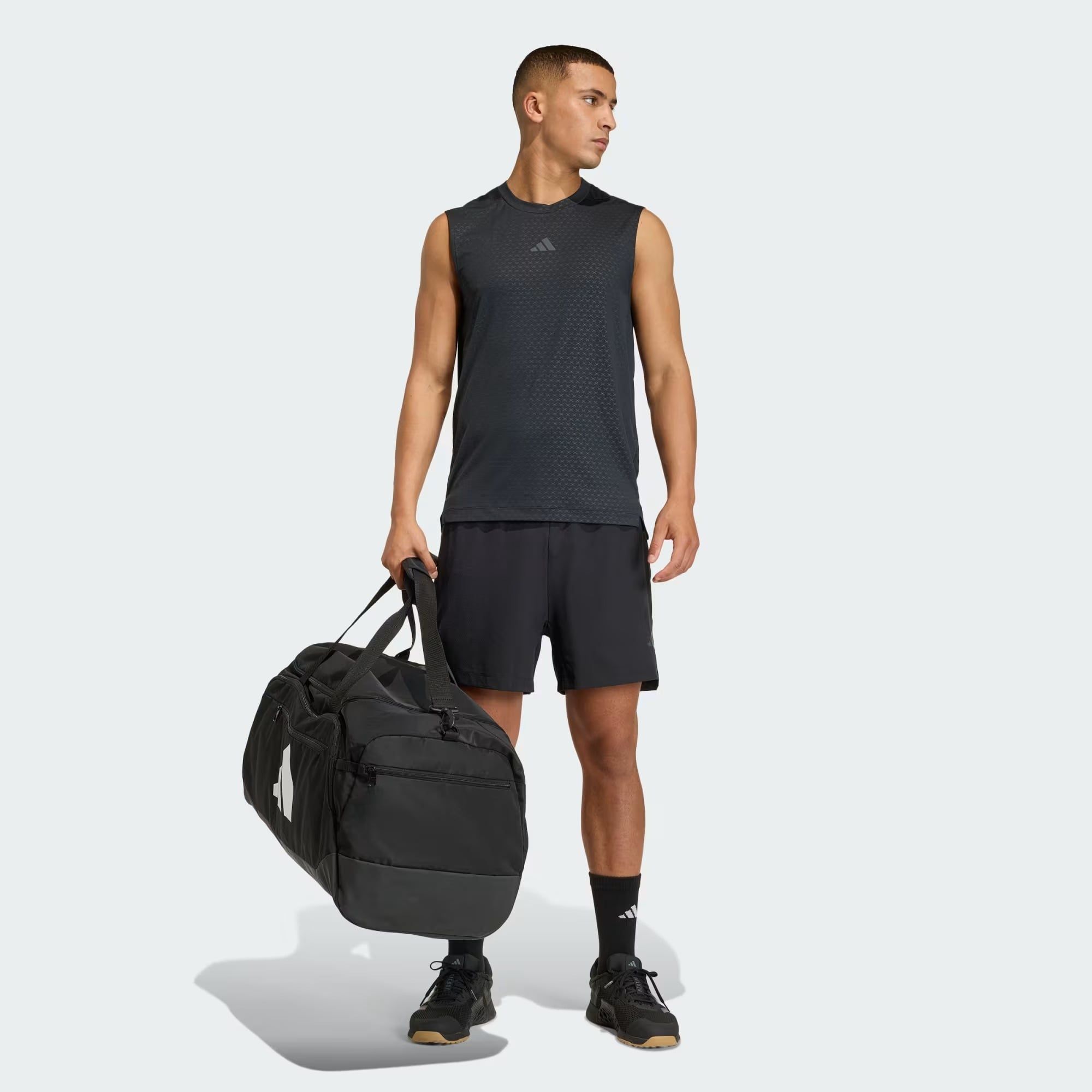 Quần short tập luyện adidas D4T Power 3 sọc Nam - KD0353