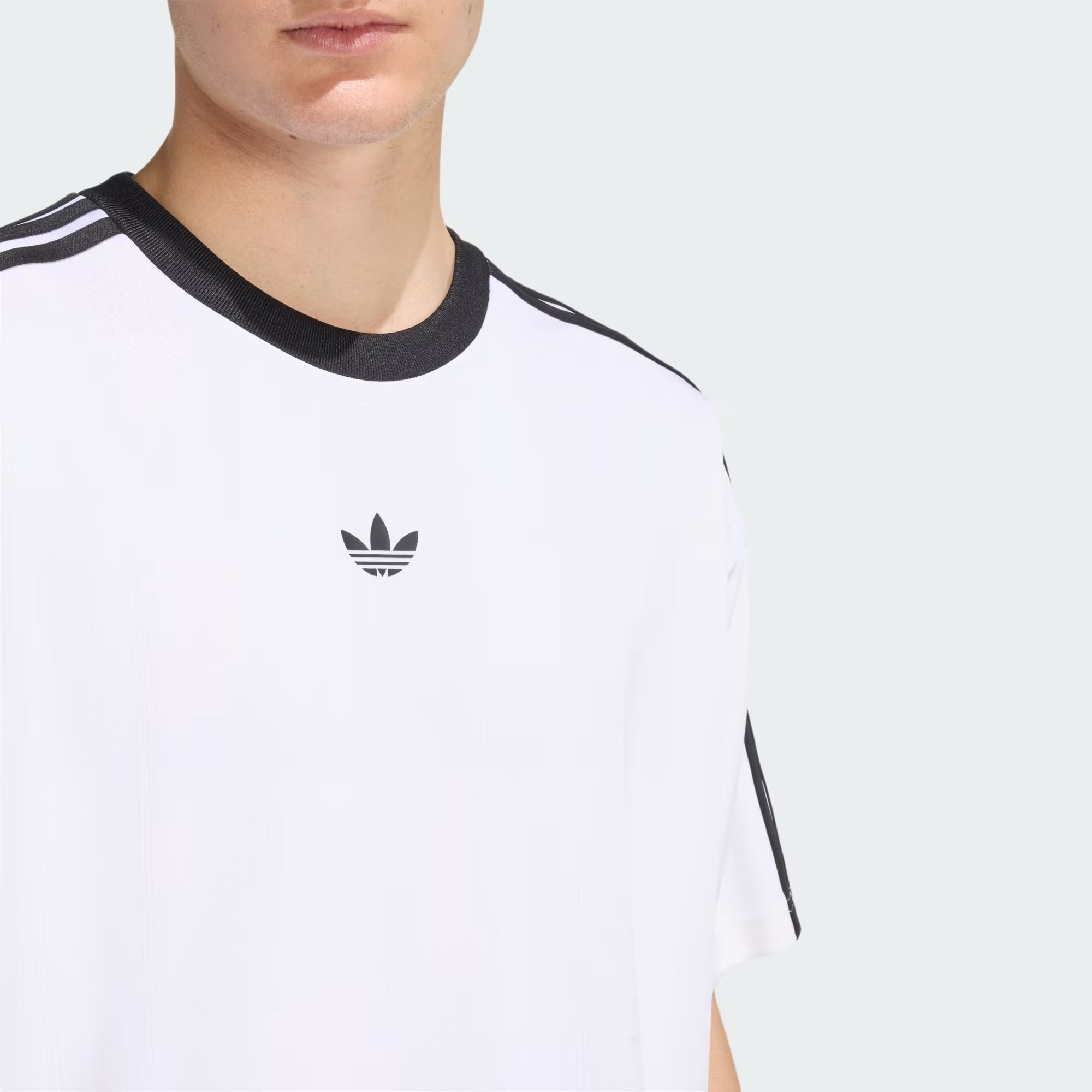 Áo T-shirt cotton adidas Nam KD5829