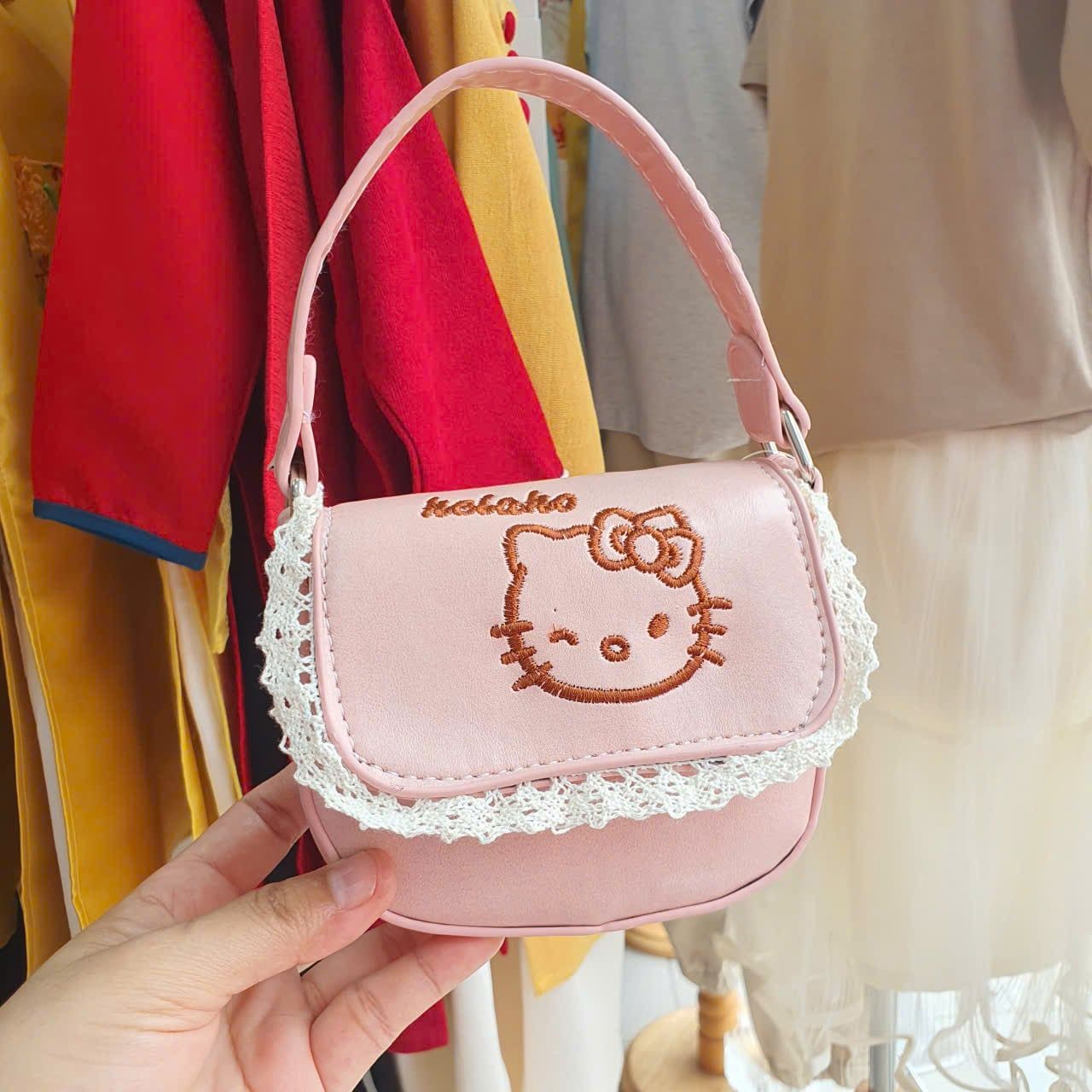  PK23 _ Túi xách đeo chéo cho bé gái kèm charm và thú bông dễ thương _ Beekids 