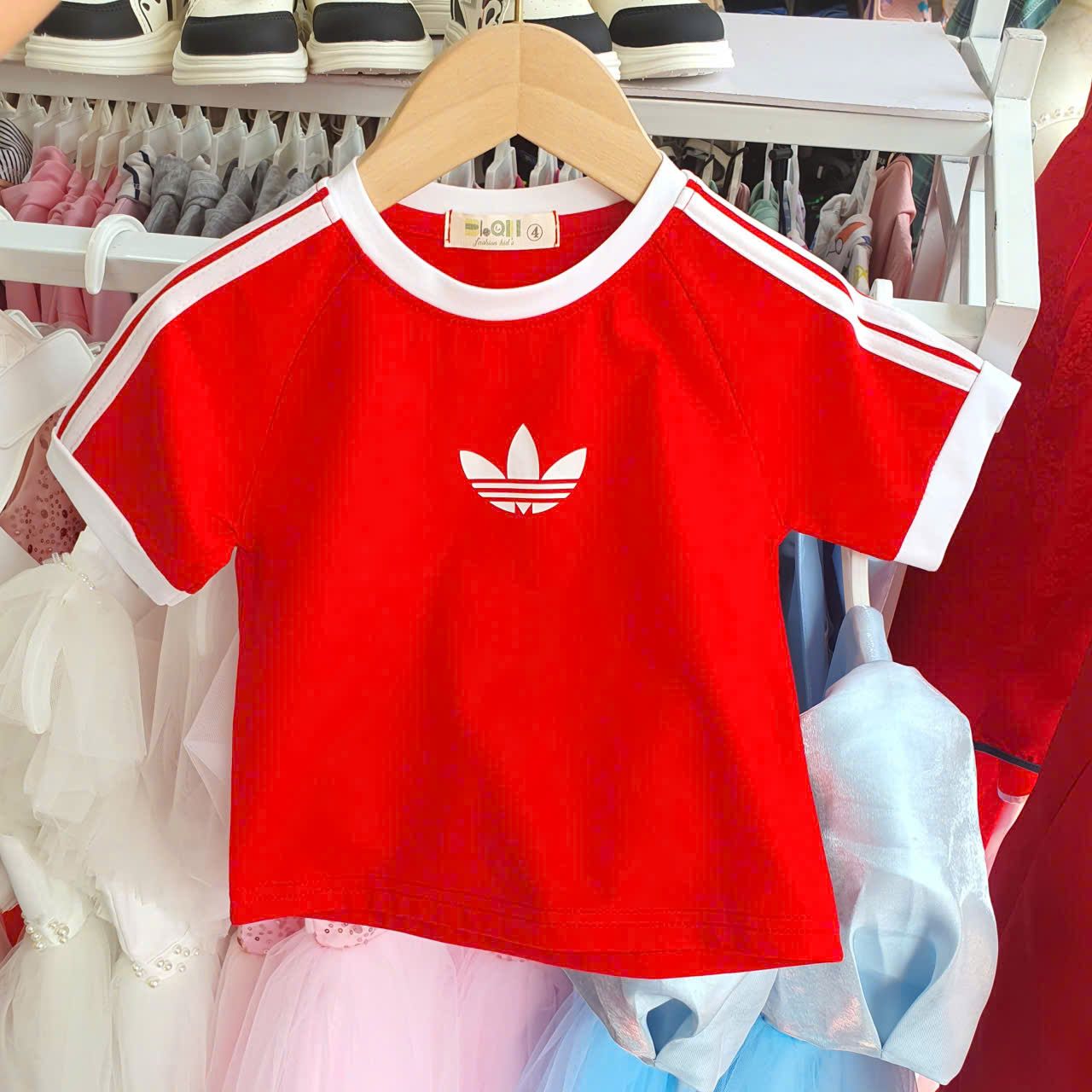  A64 _ Áo thun croptop bé gái bozip mềm mịn, phong cách thời trang _ Beekids 