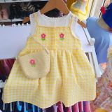  D65 _ Đầm bé gái giả yếm sát nách sọc caro tặng kèm túi cói xinh xắn _ Beekids 