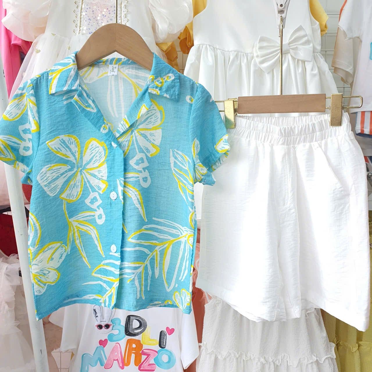  S108 _ Set bé trai mặc đi biển, đi du lịch áo sơ mi hoạ tiết hoa lá phối quần ngắn _ Beekids 