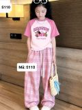  S81 _ Set bé gái quần dài caro ống suông phối áo thun hoạ tiết xinh xắn đáng yêu _ Beekids 