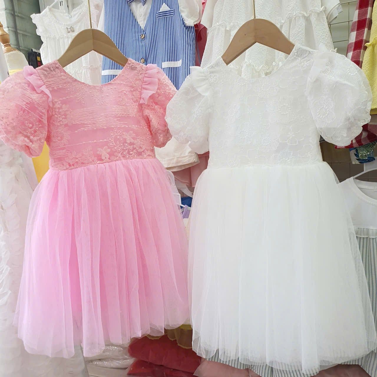  CC19 _ Đầm công chúa xòe cho bé gái phối ren hoa và lưới trơn mềm mại _ Beekids 