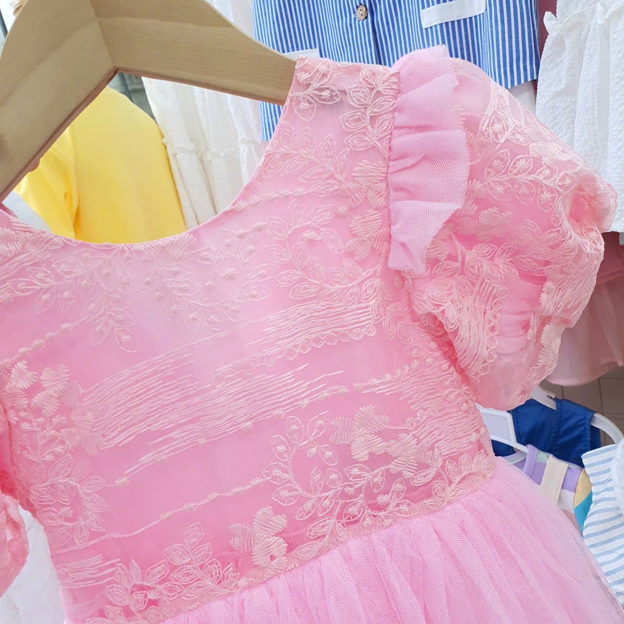  CC19 _ Đầm công chúa xòe cho bé gái phối ren hoa và lưới trơn mềm mại _ Beekids 