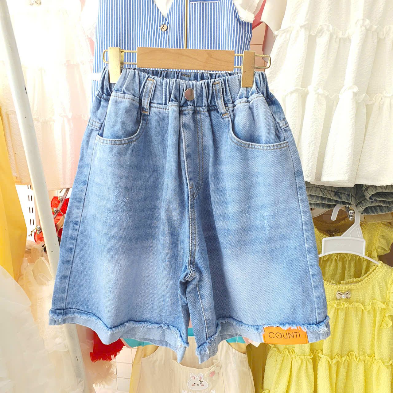  Q56 _ Quần jean lửng ống suông bé gái sành điệu thời trang chất jean mềm mại_ Beekids 