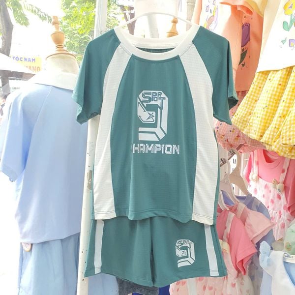 MR.J06 _ Bộ thể thao ngắn tay cho bé trai size 12-48M _ Beekids 