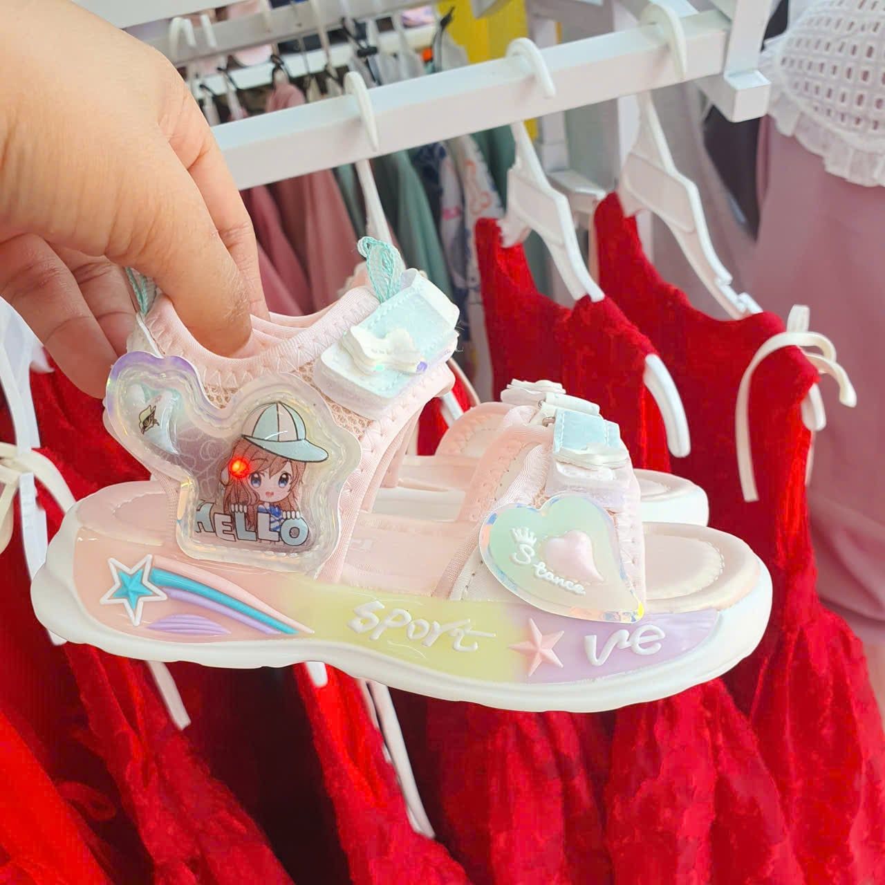  GI29 _ Giày sandal bé gái có đèn họa tiết cô gái dễ thương _ Beekids 