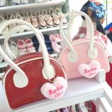  PK21 _ Túi đeo chéo mini cho bé và mẹ có quai xách dáng hộp kèm charm trái tim bông xinh xắn _ Beekids 