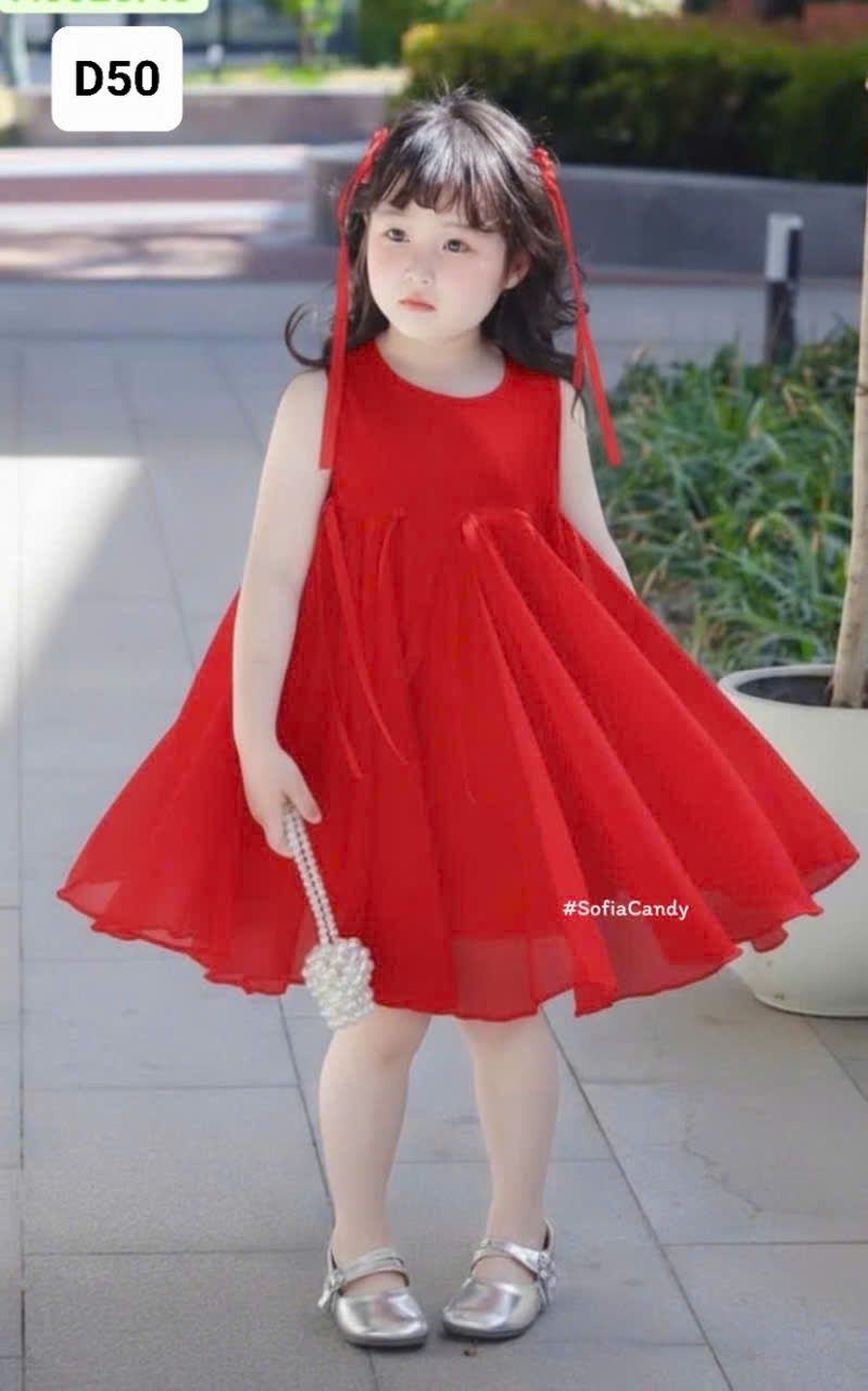  D50 _ Đầm đỏ dáng xòe đính nơ xinh cho bé mặc Noel, lễ tết _ Beekids 