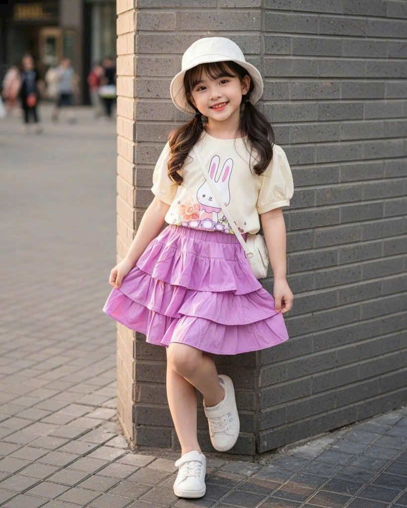  S94 _ Set váy bé gái 3 tầng phối áo thun họa tiết hoạt hình xinh xắn_ Beekids 