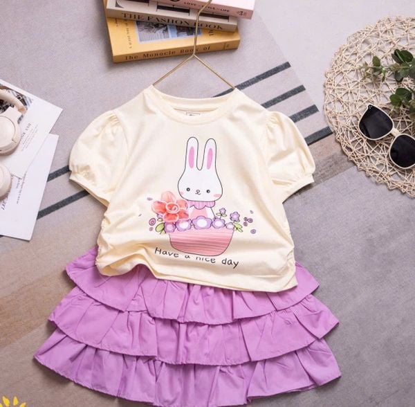  S94 _ Set váy bé gái 3 tầng phối áo thun họa tiết hoạt hình xinh xắn_ Beekids 