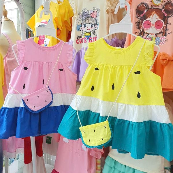  D42 _ Đầm cotton bé gái họa tiết dưa hấu kèm túi siêu dễ thương _Beekids 