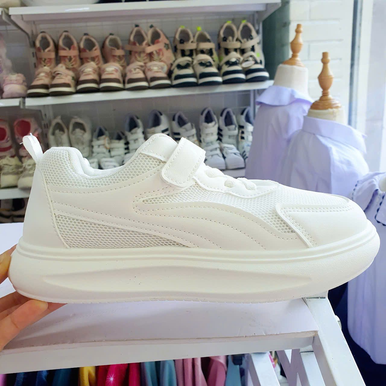  GI16 _ Giày thể thao cho bé quai dán phối lưới cao cấp thiết kế thời trang sành điệu _ Beekids 