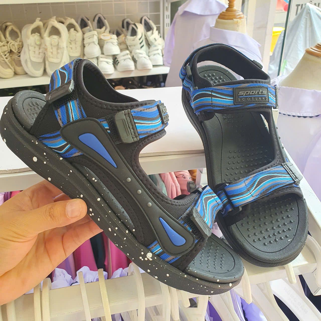  GI19 _ Giày sandal cho bé trai nhẹ êm quai dán tiện lợi _ Beekids 