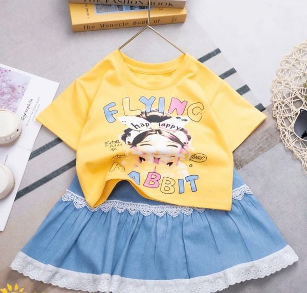  S58 _ Set váy jean denim phối ren phối áo thun chữ Flying siêu dễ thương  _ Beekids 