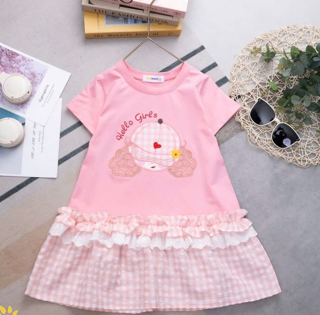  D44 _  Đầm thun bé gái phối vải caro và ren hoa xinh xắn đáng yêu _ Beekids 