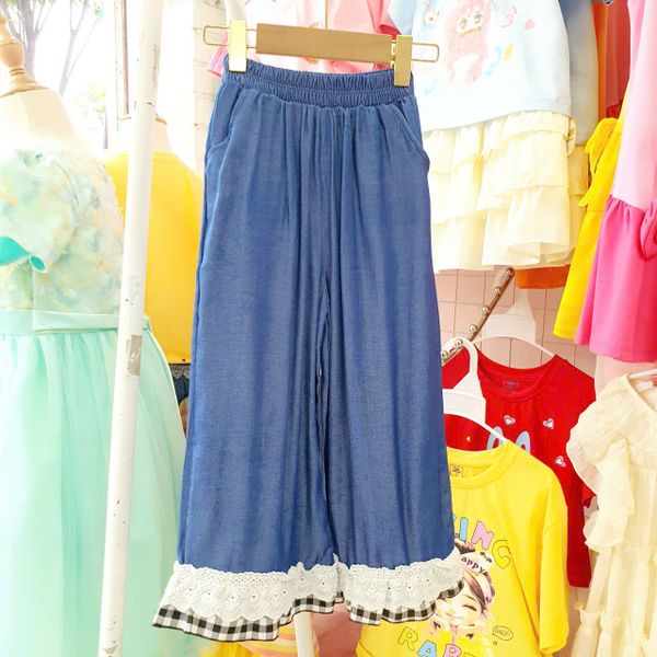  Q35 _ Quần jean dài ống suông bé gái phối ren điệu đà _ Beekids 