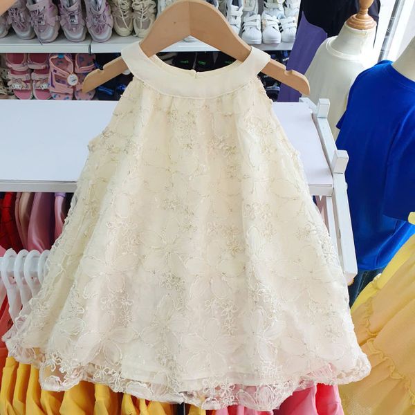  CC11 _ Đầm công chúa dáng cổ yếm hoa đính nổi thủ công phong cách tiểu thư sang chảnh _ Beekids 