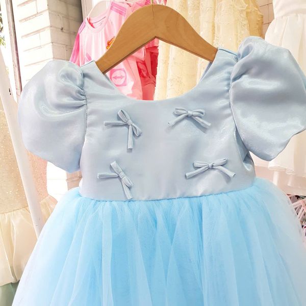  CC12 _ Đầm công chúa thiết kế cho bé mặc đi lễ tiệc đính nơ nhí trước ngực và nơ lớn phía sau eo đẹp lung linh _ Beekids 