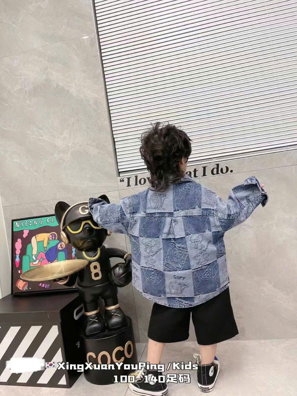  A44 _ Áo sơ mi jean phong cách cho bé trai và bé gái chất jean mềm đẹp _ Beekids 