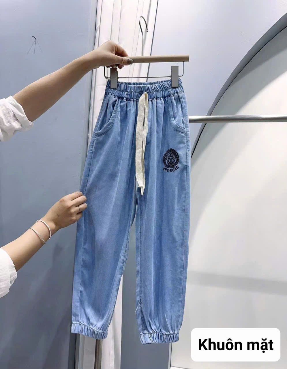  Q44 _ Quần jean giấy cho bé kiểu jogger lưng thun mềm mại thoáng mát_ Beekids 