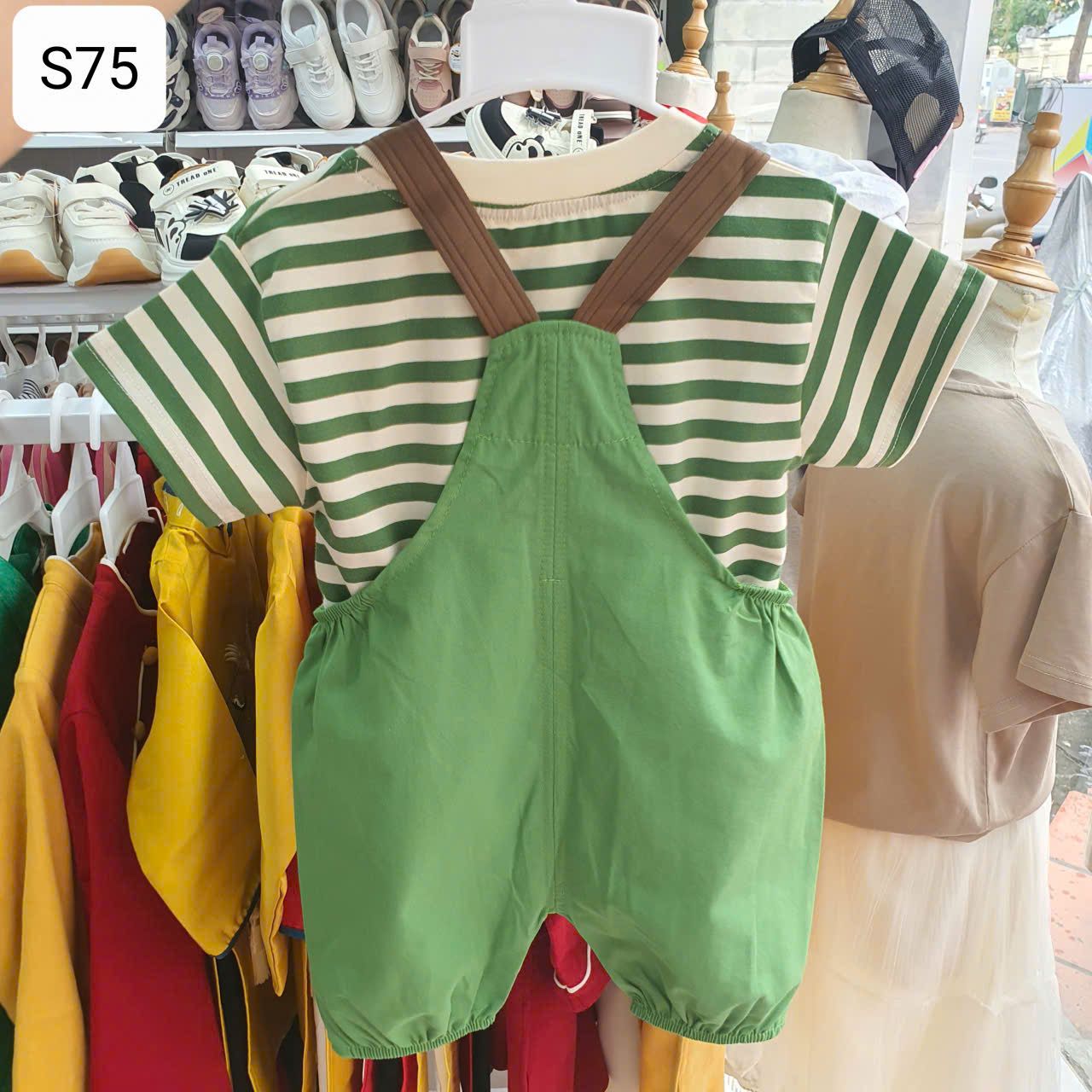  S75 _ Set áo kẻ phối yếm họa tiết chú ếch xanh xinh xắn chất mềm mát _ Beekids 