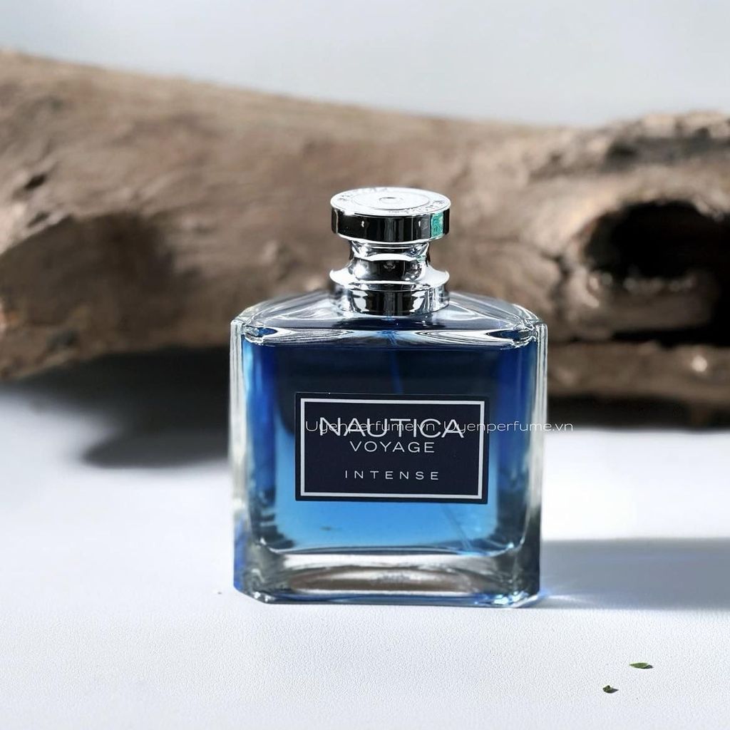  Nautica Voyage Intense 