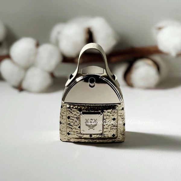  MCM Ultra 