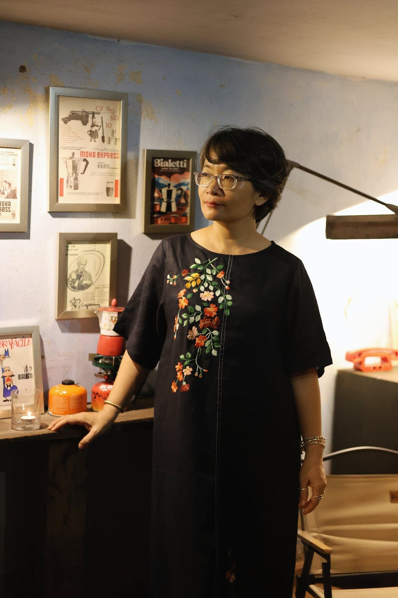  Đầm linen thêu tay đăng tiêu - Đen suông chạy chỉ 