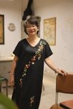  Đầm linen thêu tay Đăng Tiêu - Đen nút hông 