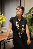  Đầm chemise linen thêu tay pansee - Đen 